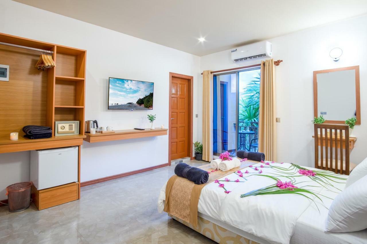 Nala Veli Beach & Spa Ukulhas エクステリア 写真